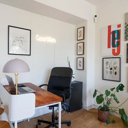 Gin O'clock In - By Misha's Place 3a Lägenhet