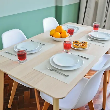 Gin O'clock In - By Misha's Place 3a Lägenhet Lisboa