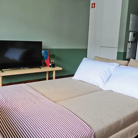 شقة Gin O'clock In - By Misha's Place 3a Lisboa