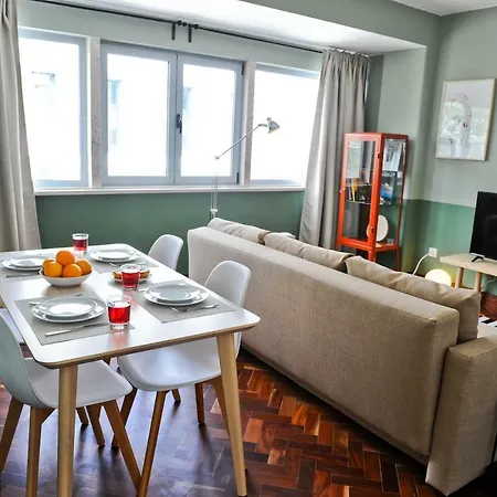 Gin O'clock In - By Misha's Place 3a Διαμέρισμα Lisboa