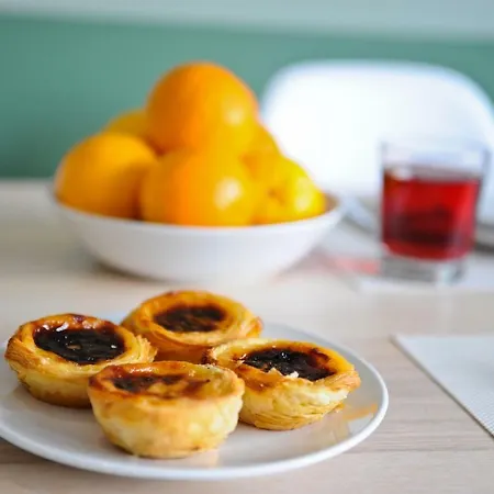 Gin O'clock In - By Misha's Place 3a Διαμέρισμα Lisboa