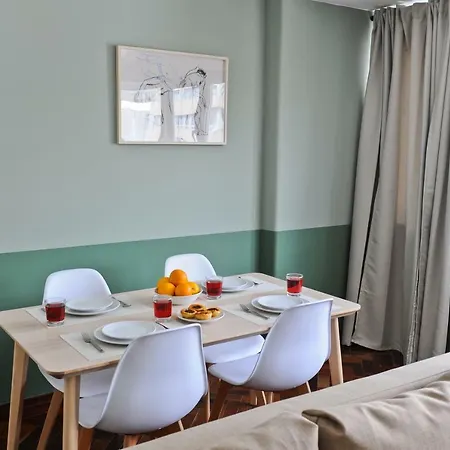 Gin O'clock In - By Misha's Place 3a Διαμέρισμα Lisboa